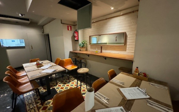 Transfert - Restaurant -
Barcelona - La Nova Esquerra De L´ Eixample