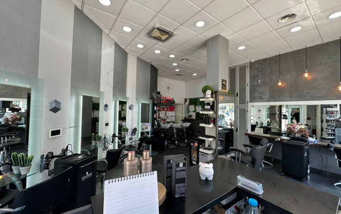 Traspaso - Peluquerias y Estetica -
Sant Boi de Llobregat