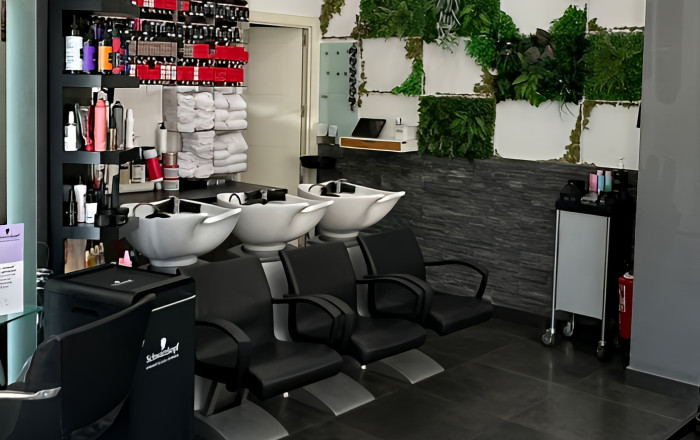 Traspaso - Peluquerias y Estetica -
Sant Boi de Llobregat