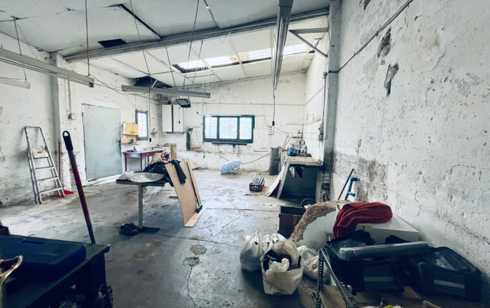 Venta - Local comercial -
Barcelona - Sants