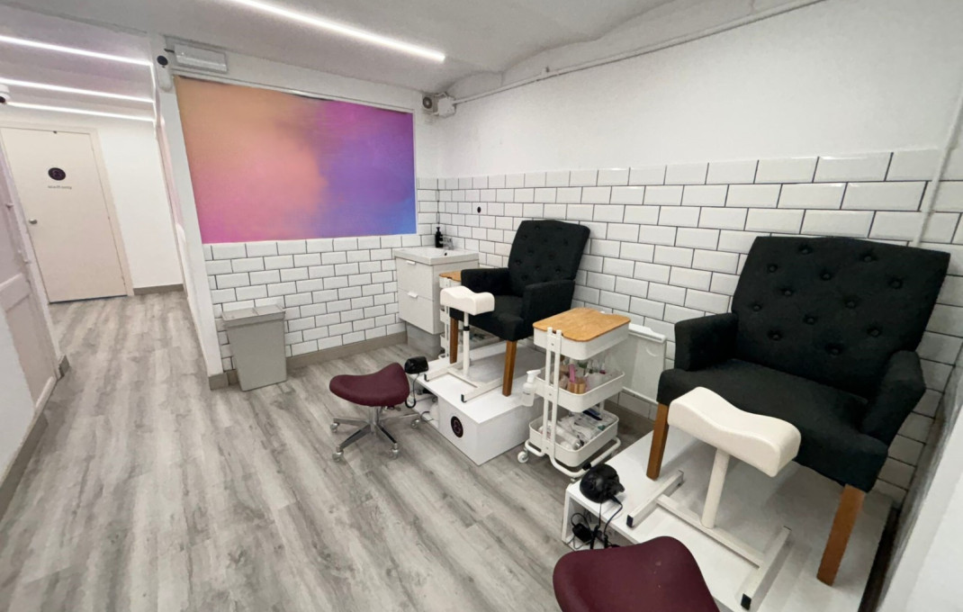 Transfert - Peluquerias y Estetica -
Barcelona - Eixample