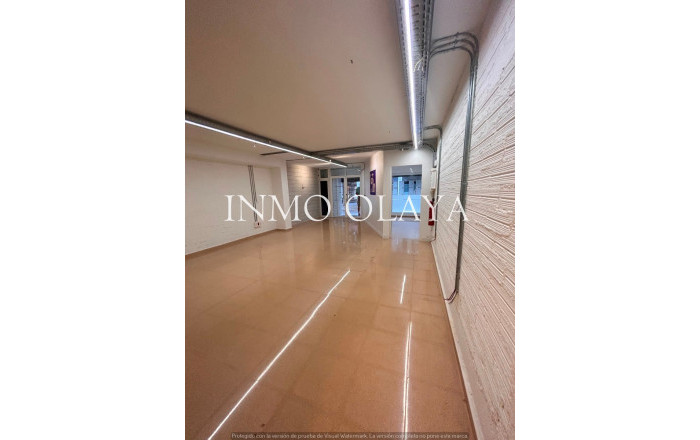 Rental - Local comercial -
Castelldefels