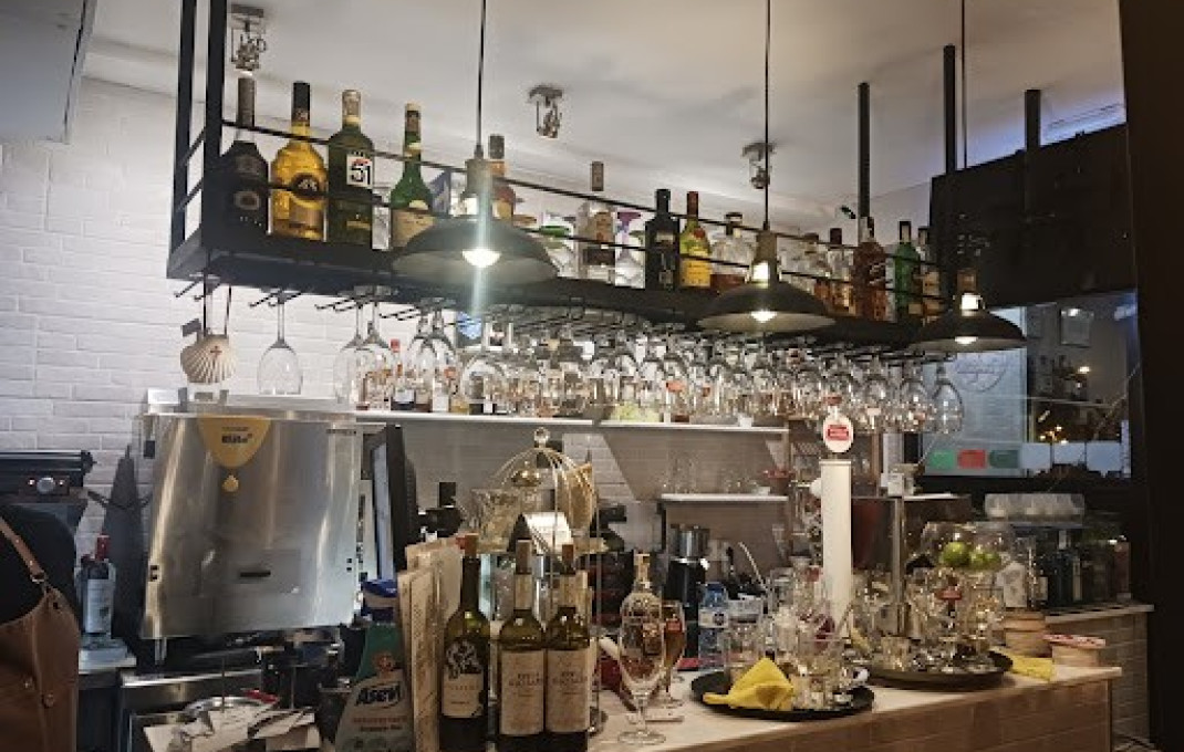 Traspaso - Bar Restaurante -
Barcelona - Eixample Derecho