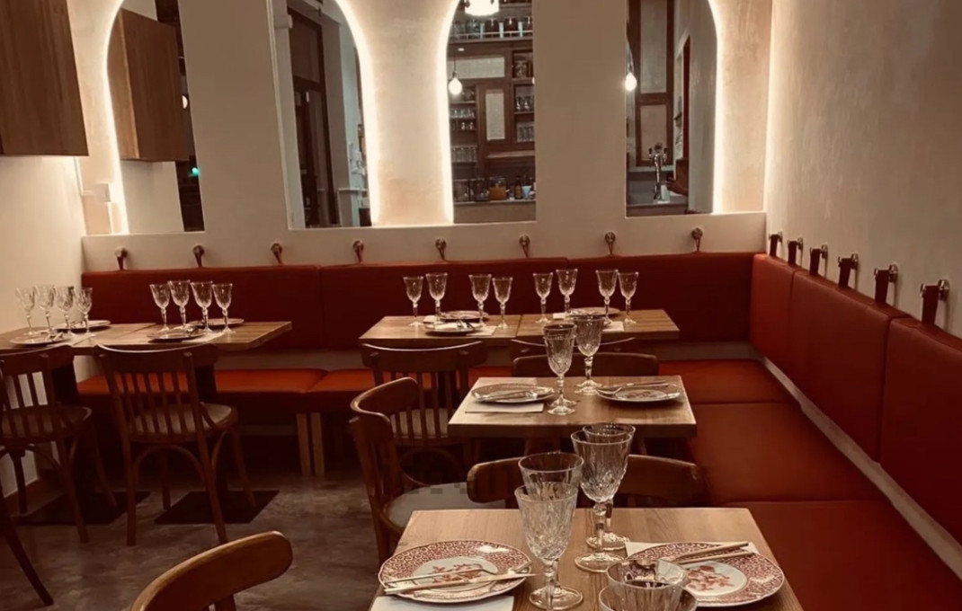 Traspaso - Restaurante -
Barcelona - Eixample