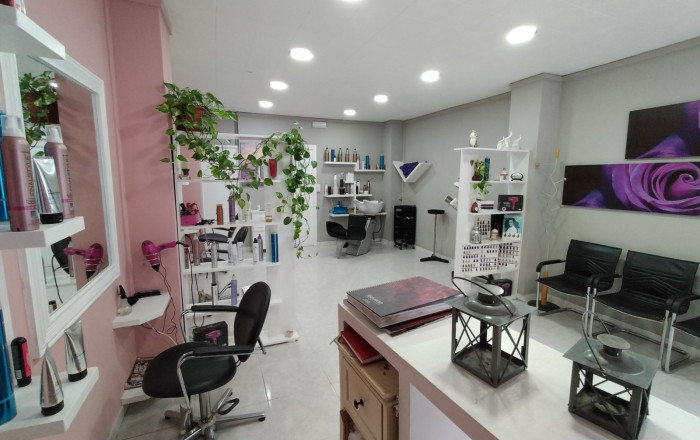 Traspaso - Peluquerias y Estetica -
Sant Boi de Llobregat