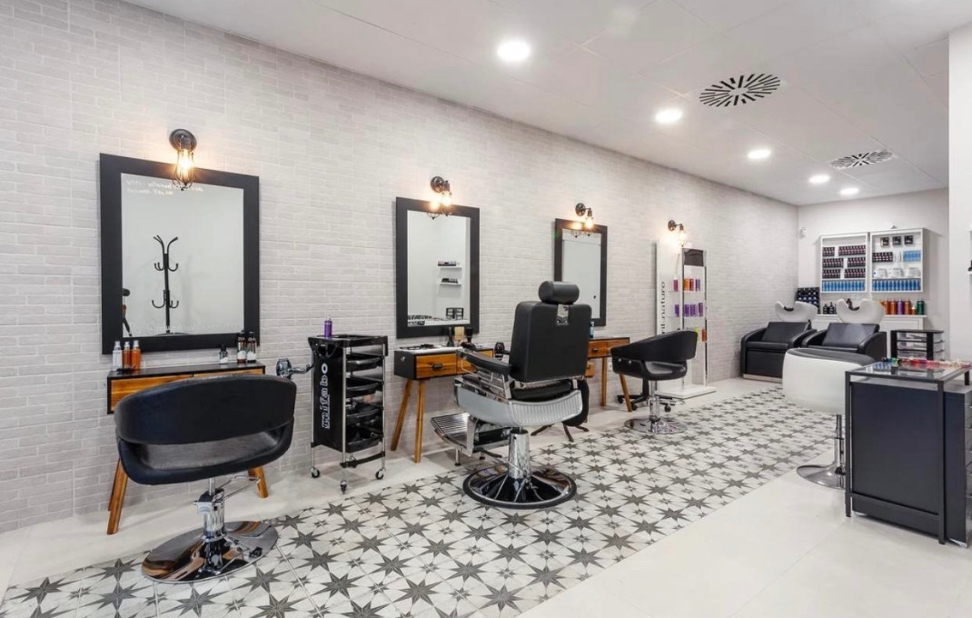 Traspaso - Peluquerias y Estetica -
Barcelona - Eixample