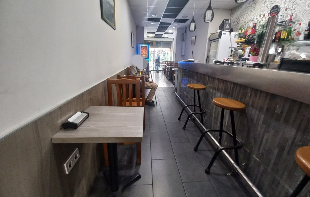 Traspaso - Bar Restaurante -
Barcelona - Sant Martí