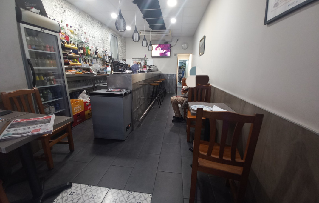 Traspaso - Bar Restaurante -
Barcelona - Sant Martí