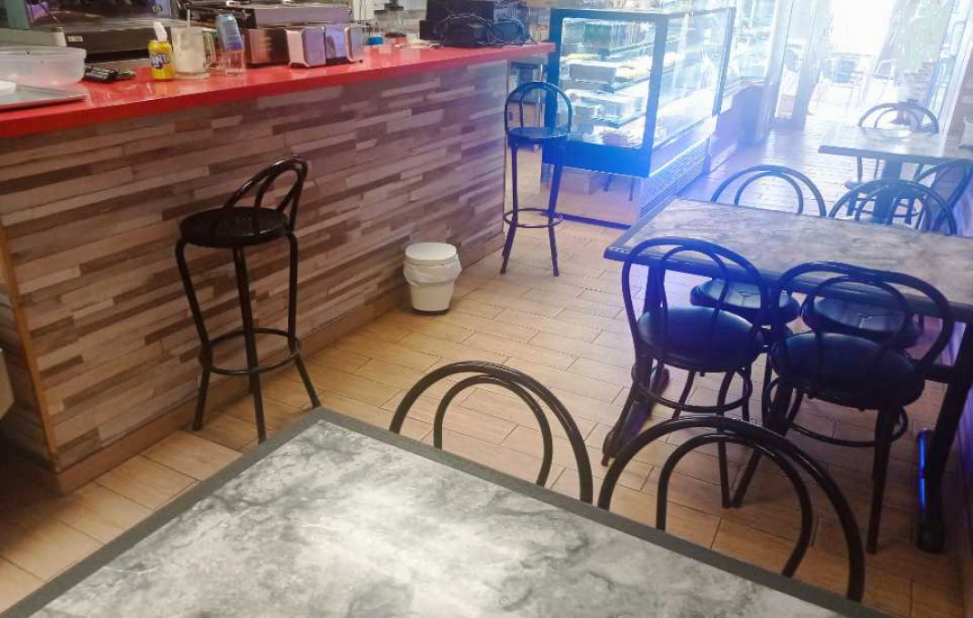 Venta - Local comercial -
Sabadell