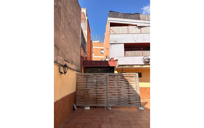 Venta - Local comercial -
Viladecans