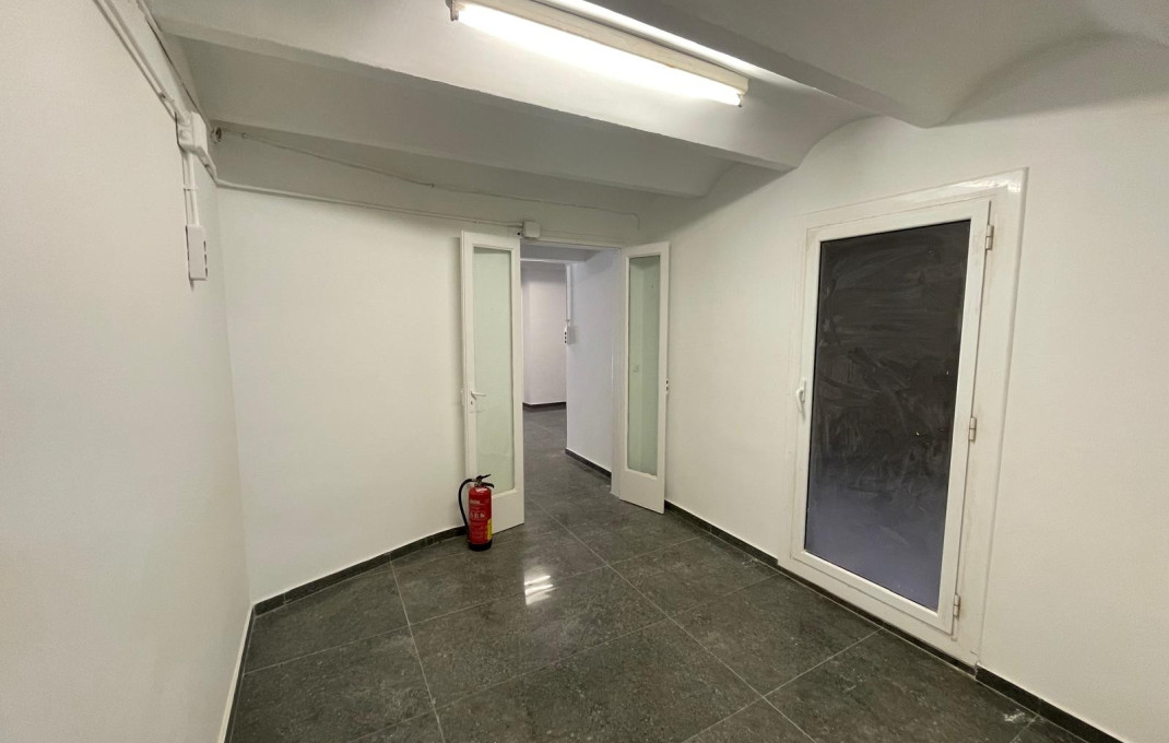 Rental - Local comercial -
Barcelona - Gracia Norte