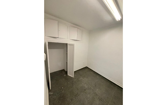 Rental - Local comercial -
Barcelona - Gracia Norte