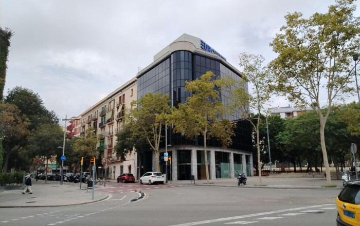 Traspaso - Tiendas -
Barcelona - Eixample