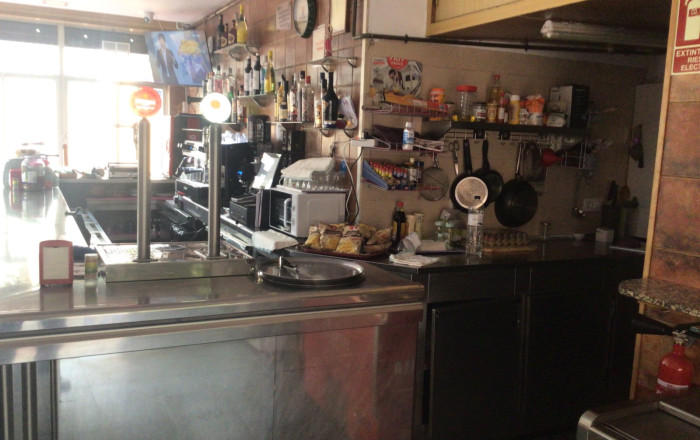 Traspaso - Bar-Cafeteria -
Badalona - La Salut