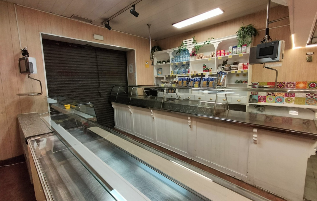 Traspaso - Tienda Alimentacion  -
Barcelona - Sants