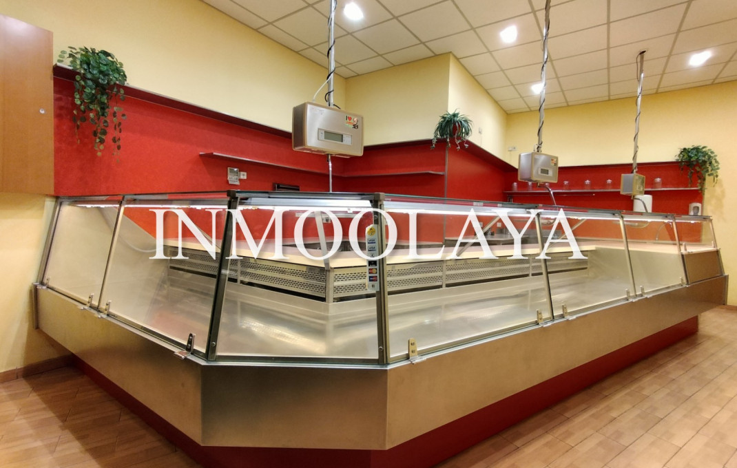 Alquiler - Local comercial -
Barcelona - Sants