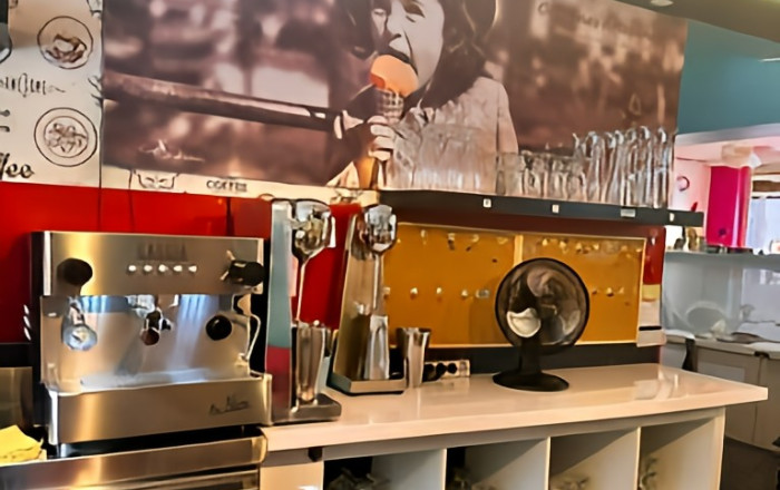 Transfer - Heladería -
Cornella de Llobregat