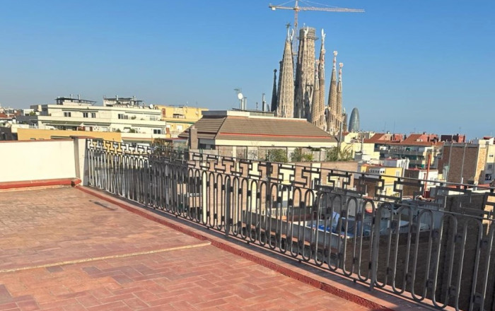 Venta - Local comercial -
Barcelona - Gràcia